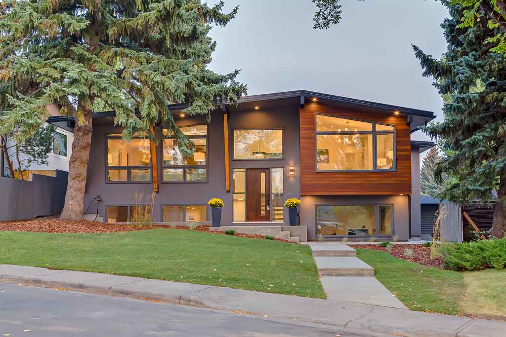 Read more about the article The Future of Luxury Homes: Trends to Watch in 2025